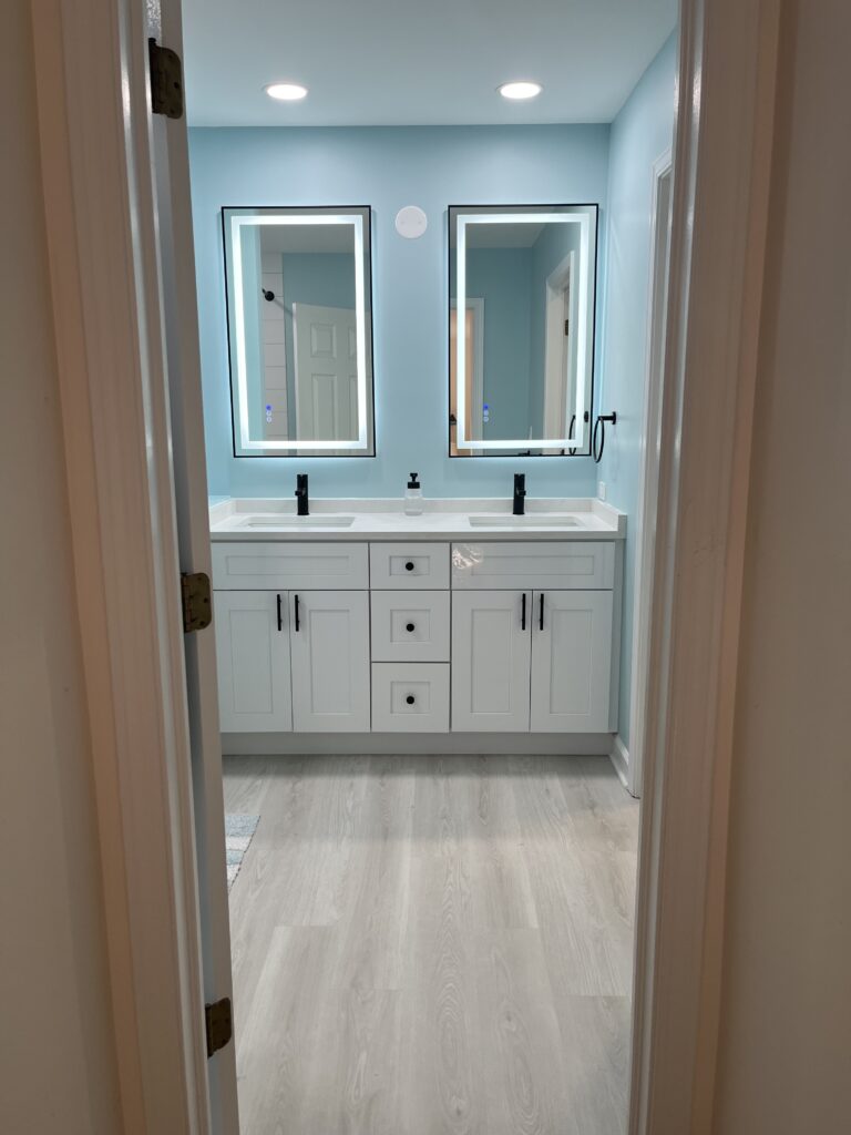 IMG_5462 Full bathroom 1_3