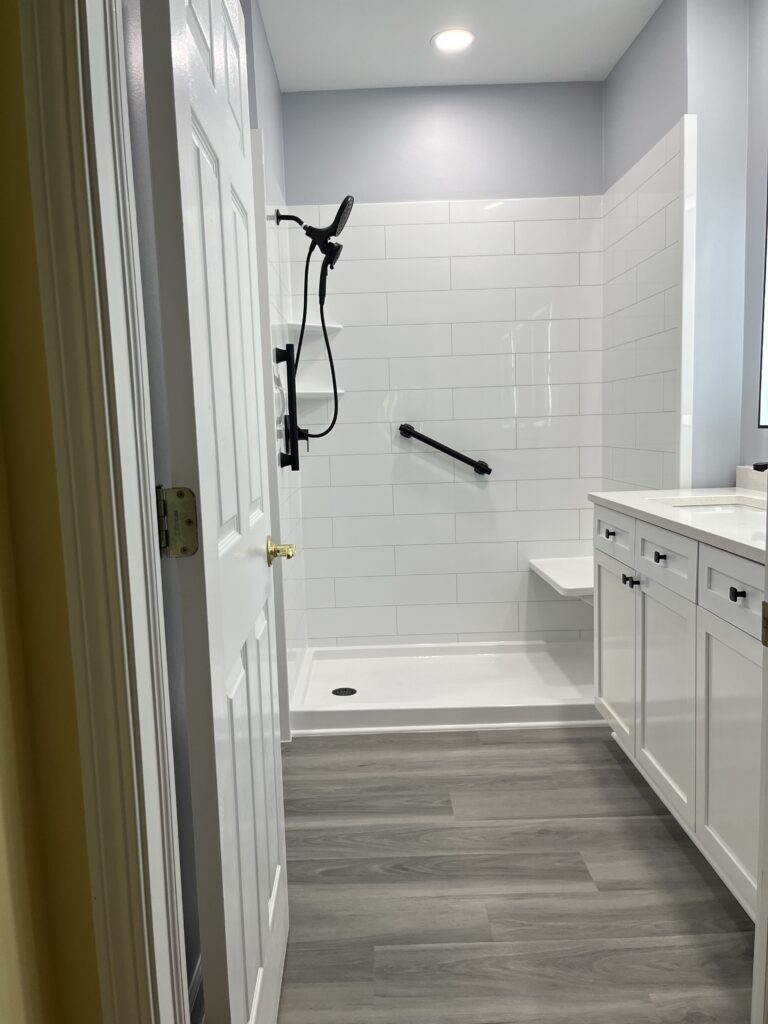 IMG_5578 Full bathroom 1_3