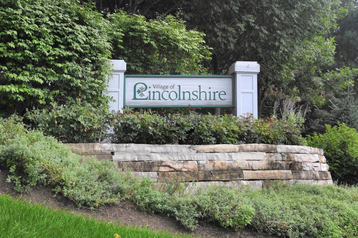 Village of Lincolnshire Illinois welcome sign